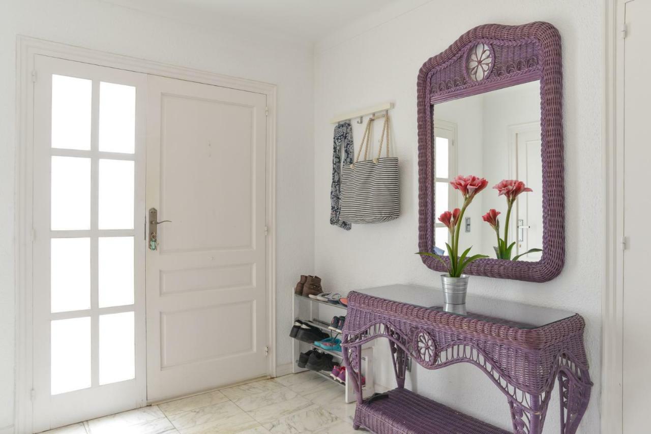Villa Requesens On Canal Empuriabrava Exteriör bild